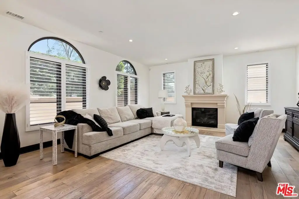 10523 Ashton Avenue #101, Los Angeles, CA 90024 - #1