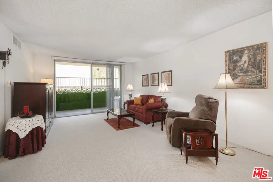15248 Dickens Street #108, Sherman Oaks, CA 91403 - #3