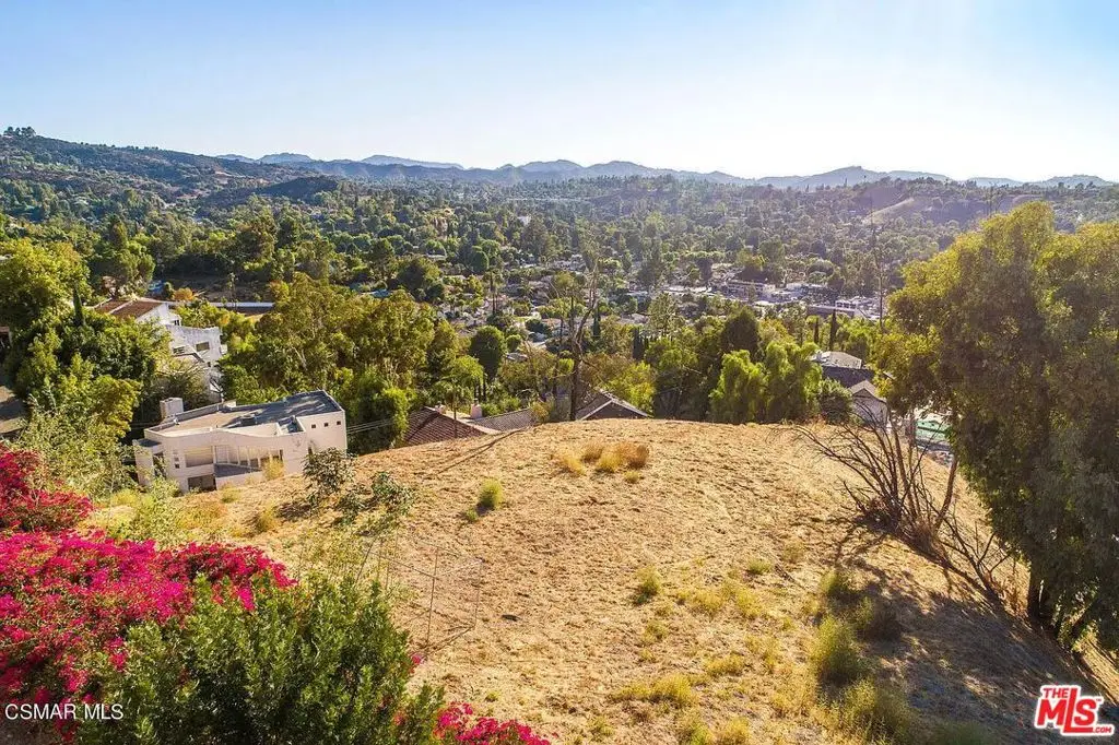 5015 Calatrana Drive, Woodland Hills, CA 91364 - #1