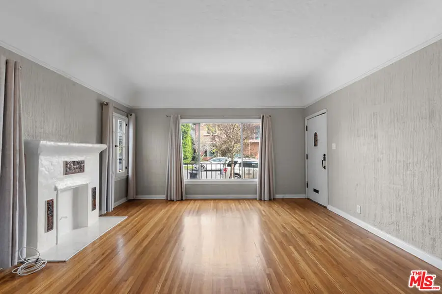 327 Ogden Drive, Los Angeles, CA 90036 - #3