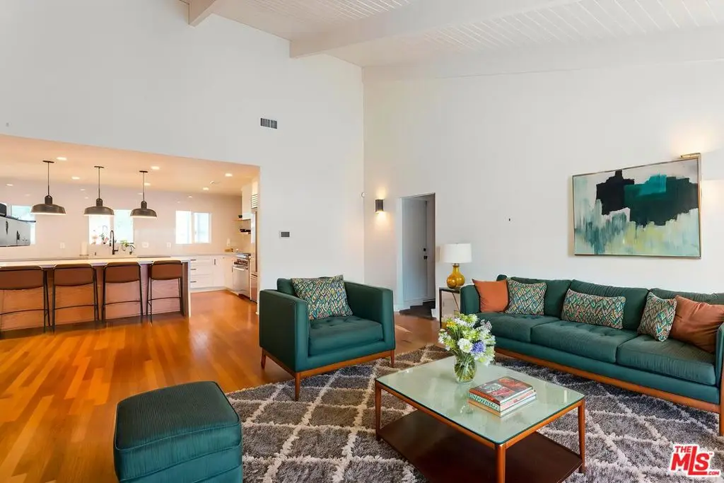 23721 Mariano Street, Woodland Hills, CA 91367 - #1