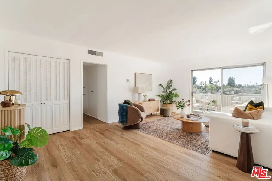 6251 Coldwater Canyon Avenue #310, Valley Glen, CA 91606 - #3