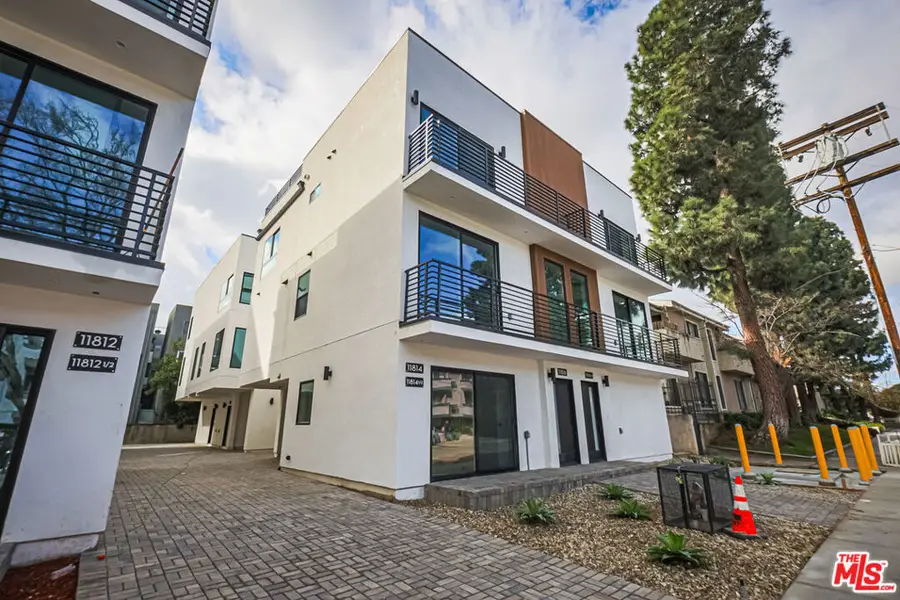 11810 Gilmore Street, North Hollywood, CA 91606 - #3