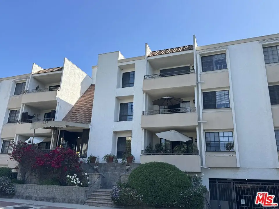 4324 Troost Avenue #303, Studio City, CA 91604 - #1
