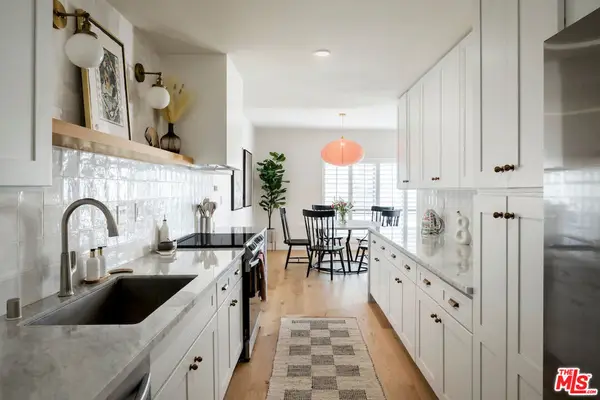 651 Wilcox Avenue #3C, Los Angeles, CA 90004