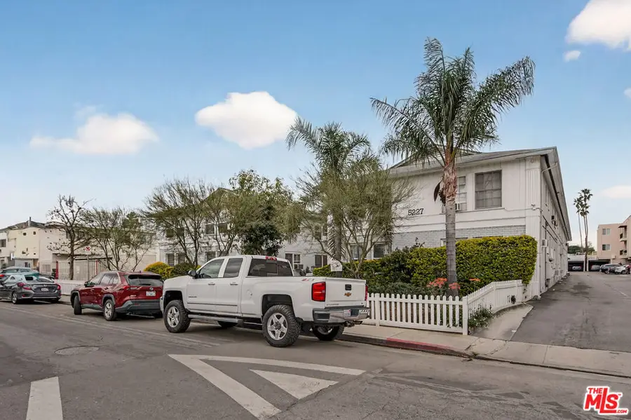 5227 Corteen Place, Valley Village, CA 91607 - #3
