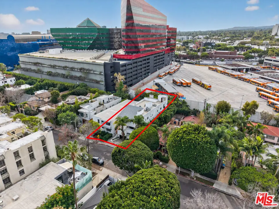 733 Huntley Drive, West Hollywood, CA 90069 - #1