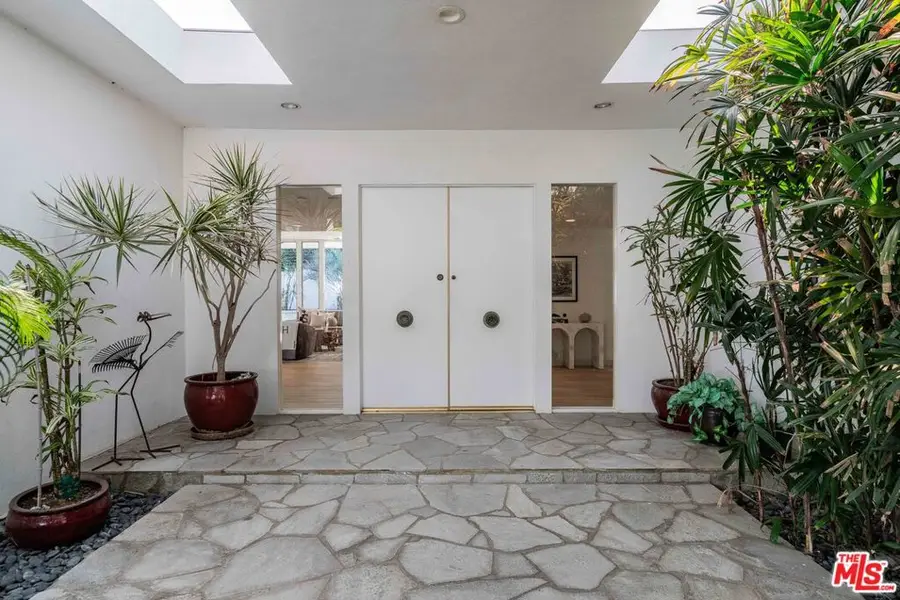 10916 Alta View Drive, Studio City, CA 91604 - #2
