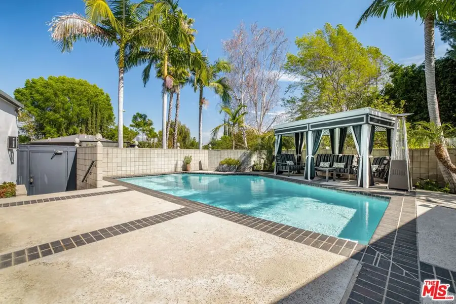 15514 High Knoll Road, Encino, CA 91436 - #3