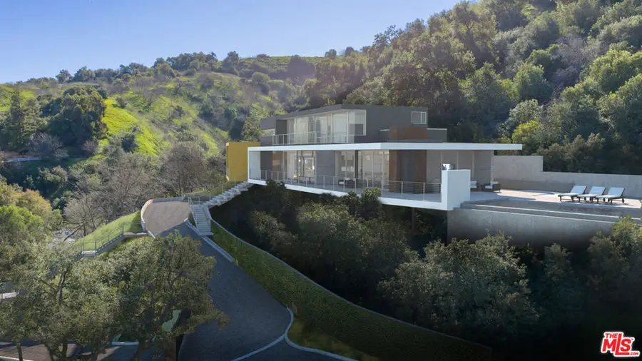 12340 Viewcrest Road, Studio City, CA 91604 - #3