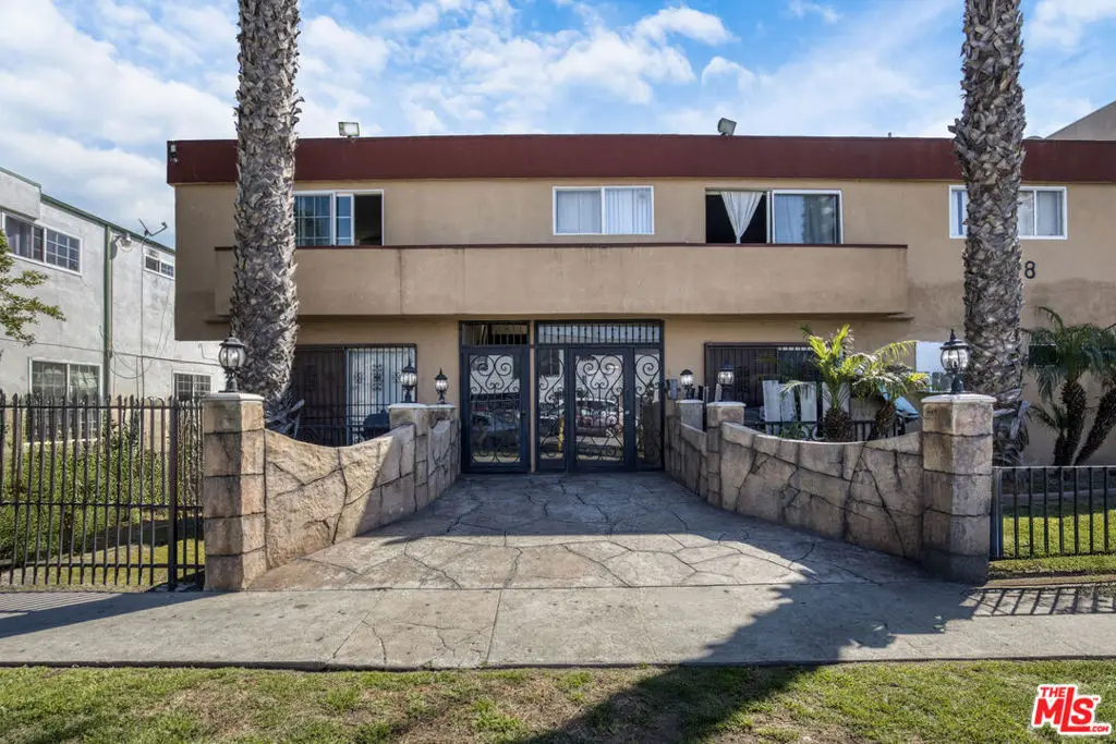 2718 S Cochran Avenue, Los Angeles, CA 90016 - #1