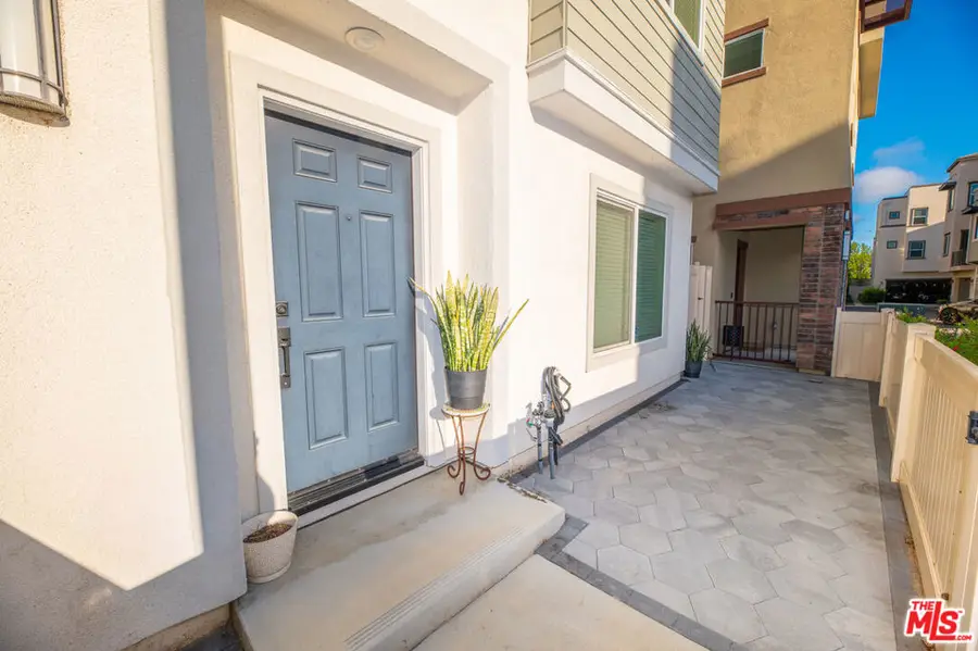 776 Daniel Freeman Circle, Inglewood, CA 90301 - #3