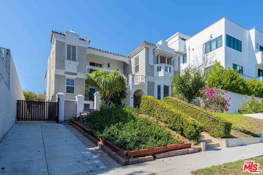 865 S Lucerne Boulevard, Los Angeles, CA 90005 - #3