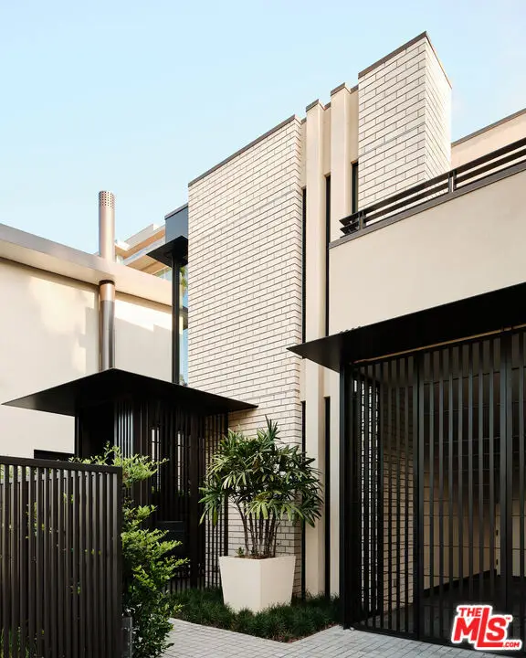 8900 Rosewood Avenue, West Hollywood, CA 90048 - #2