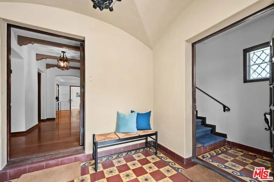 432 Smithwood Drive, Beverly Hills, CA 90212 - #3