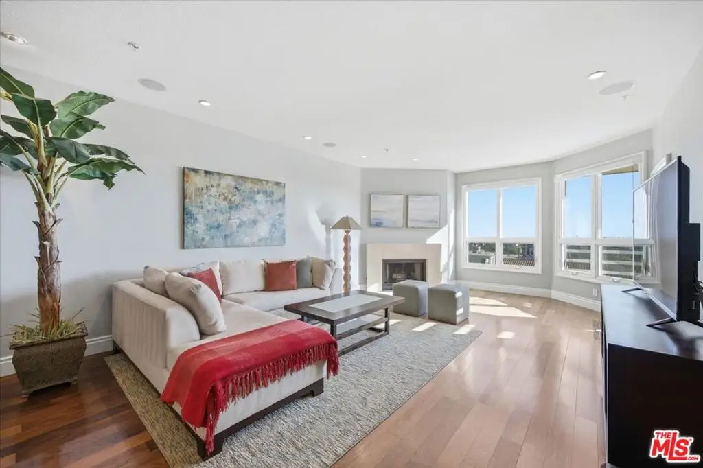 2602 E 20th Street #202B, Signal Hill, CA 90755 - #1