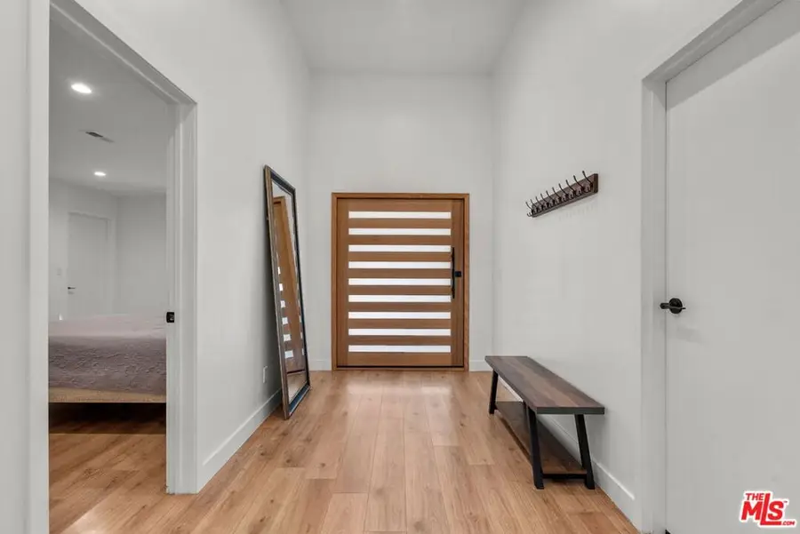 23367 Friar Street, Woodland Hills, CA 91367 - #3