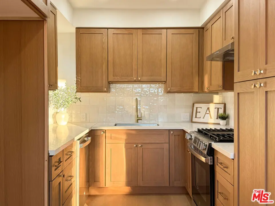 4579 Ambrose Avenue #8, Los Angeles, CA 90027 - #1
