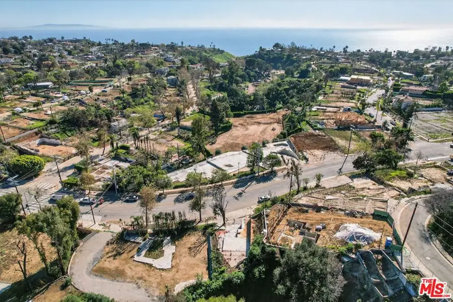 16431 W Sunset Boulevard #A, Pacific Palisades, CA 90272 - #2