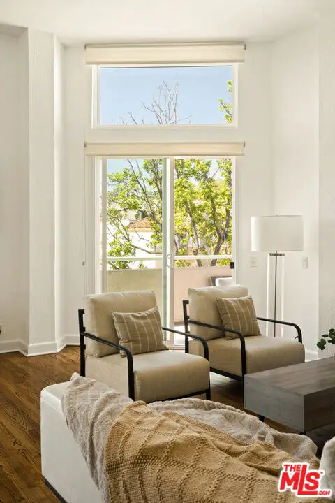 1310 N Detroit Street #401, Los Angeles, CA 90046 - #3