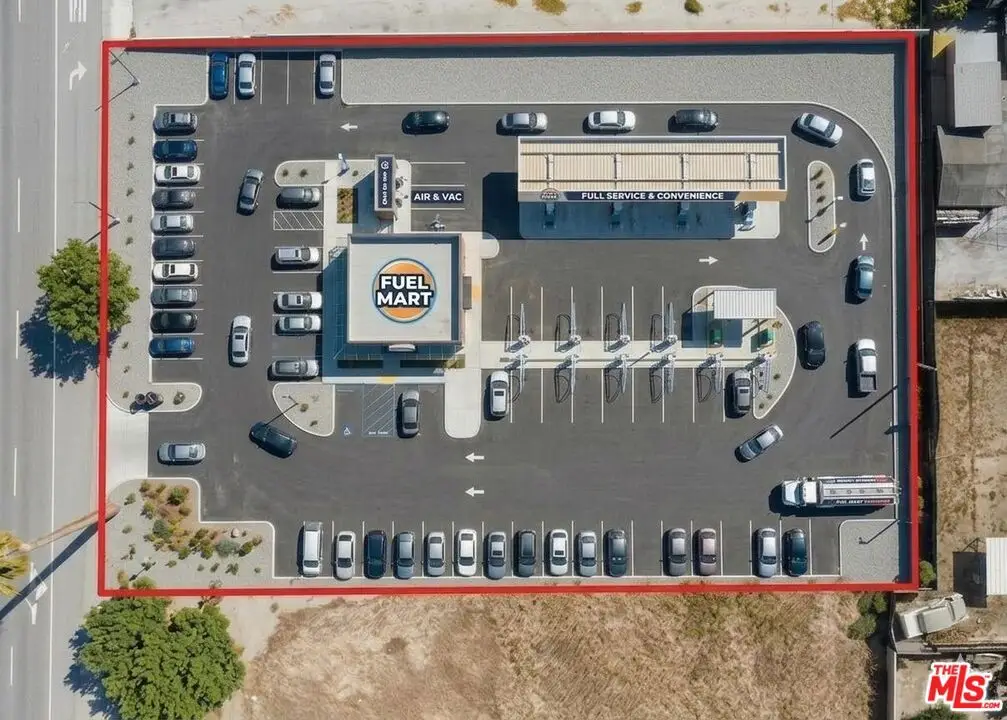 9449 S Union Avenue, Bakersfield, CA 93307 - #1