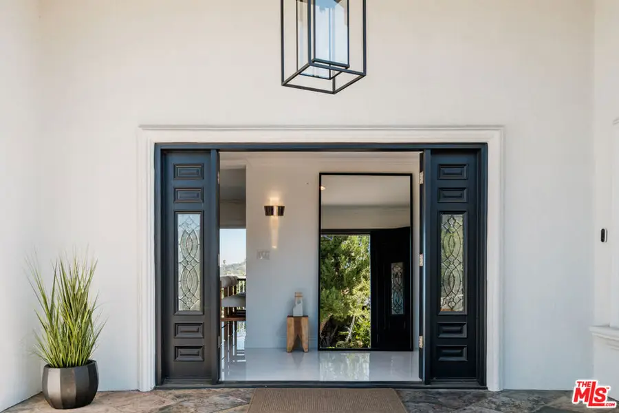 14652 Deervale Place, Sherman Oaks, CA 91403 - #3