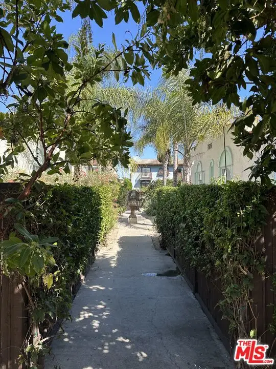 1533 6th Avenue, Los Angeles, CA 90019 - #3