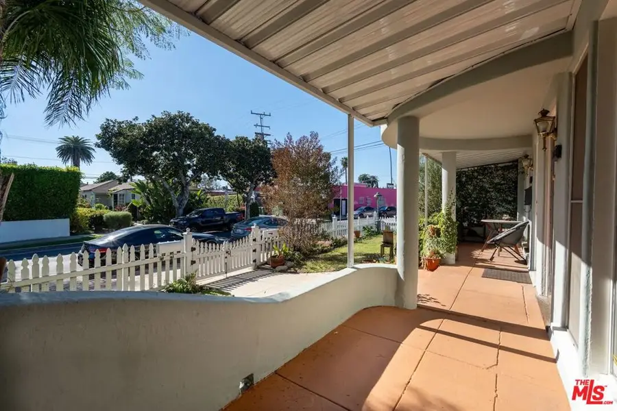 4016 Lyceum Avenue, Los Angeles, CA 90066 - #2