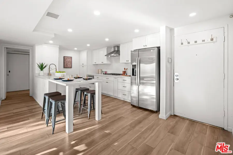 950 N Kings Road #342, West Hollywood, CA 90069 - #3