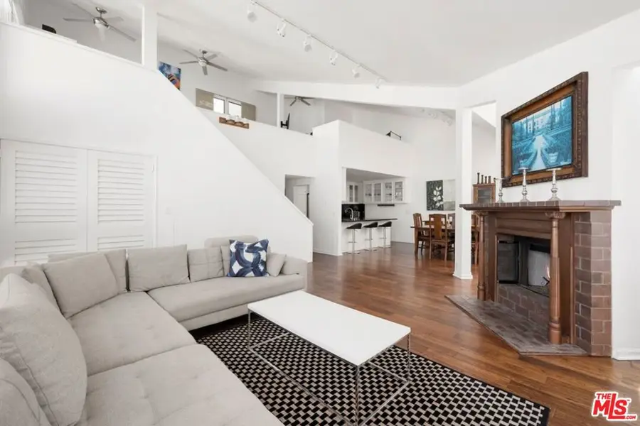 18 Union Jack Street #301, Marina Del Rey, CA 90292 - #3