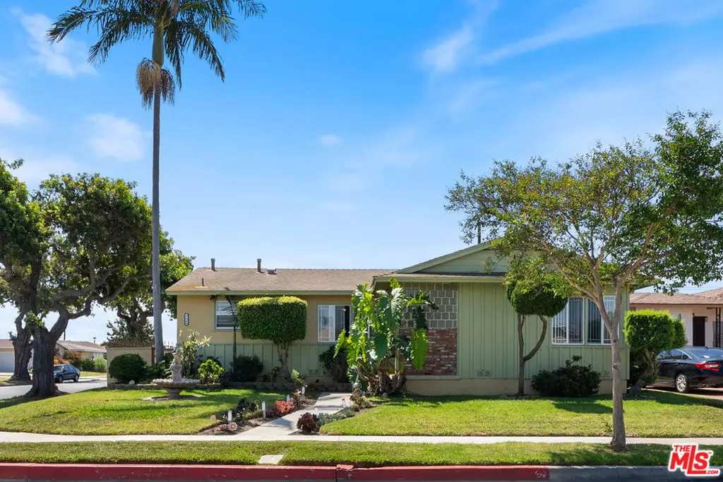 2904 W 137th Street, Gardena, CA 90249 - #1