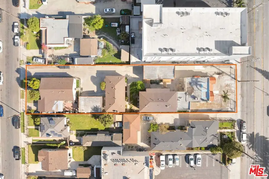 10613 S Inglewood Avenue, Inglewood, CA 90304 - #2