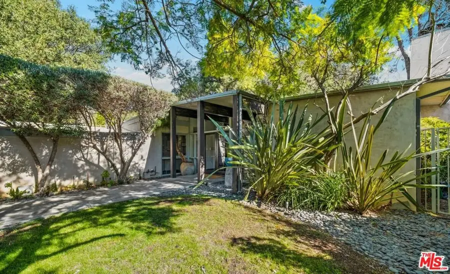 2530 Hutton Drive, Beverly Hills, CA 90210 - #3