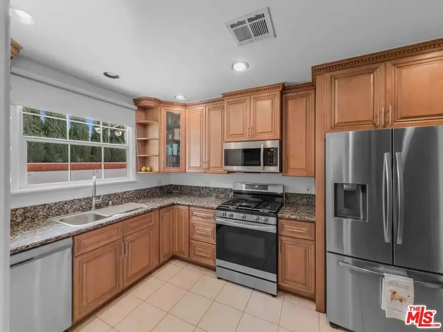 10014 Montgomery Avenue, North Hills, CA 91343 - #3