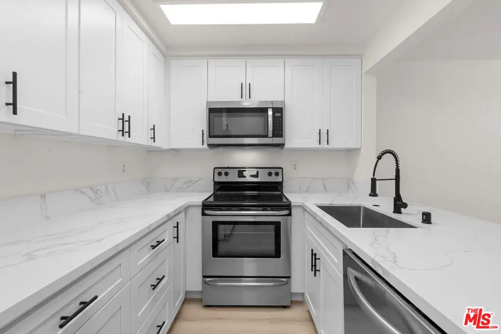 435 S Virgil Avenue #228, Los Angeles, CA 90020 - #1