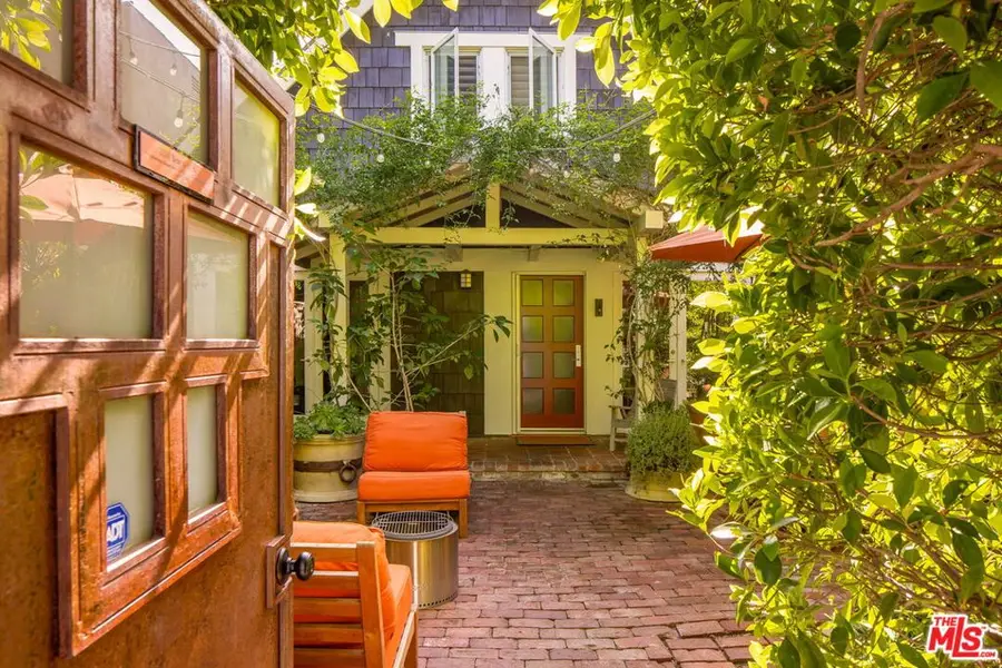 2536 Beverley Avenue, Santa Monica, CA 90405 - #3