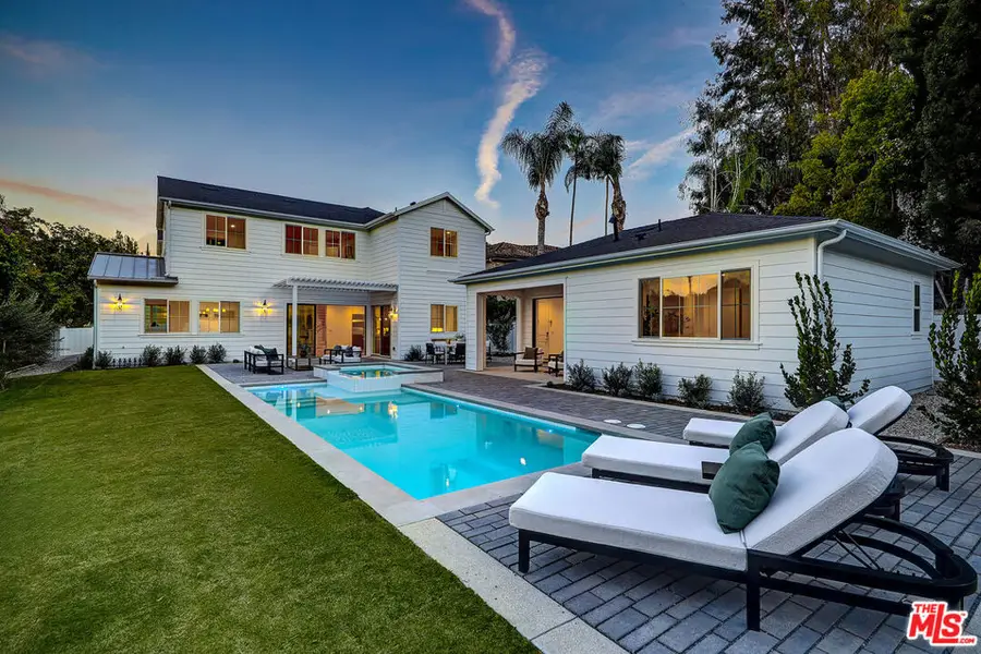 4241 Woodcliff Road, Sherman Oaks, CA 91403 - #2