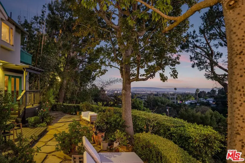 1030 N Kenter Avenue, Los Angeles, CA 90049 - #1