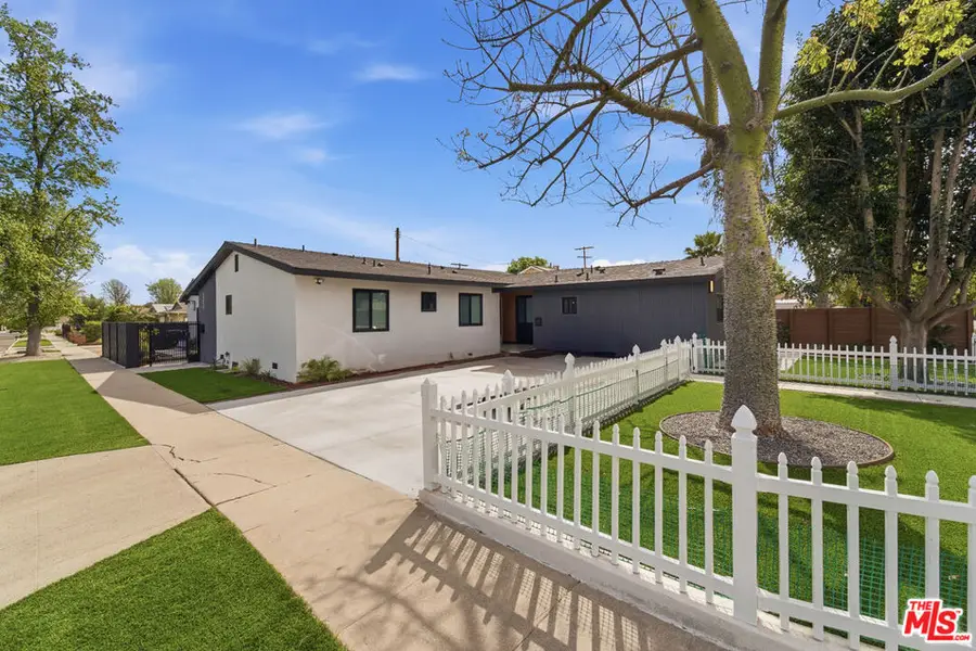 6724 Hesperia Avenue, Reseda, CA 91335 - #3