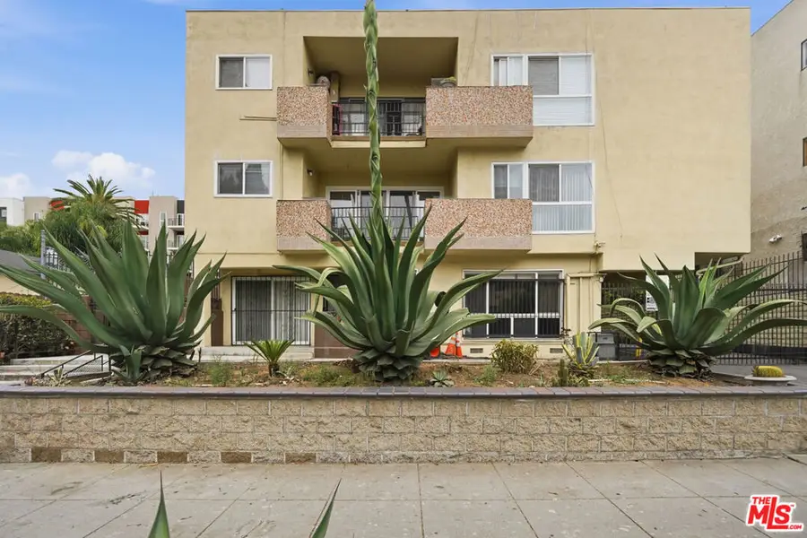 741 S Hobart Boulevard, Los Angeles, CA 90005 - #3
