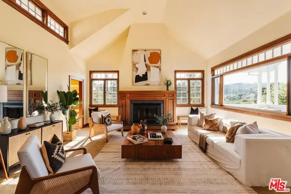 20465 Callon Dr, Topanga, CA 90290