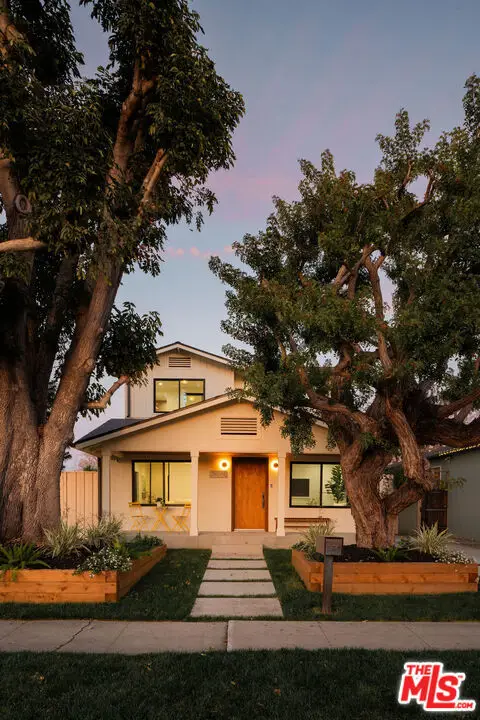 3444 Redwood Avenue, Los Angeles, CA 90066 - #1