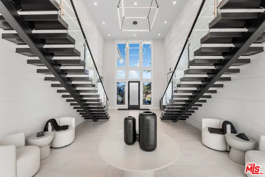 11730 N Primrose Court, Porter Ranch, CA 91326 - #3