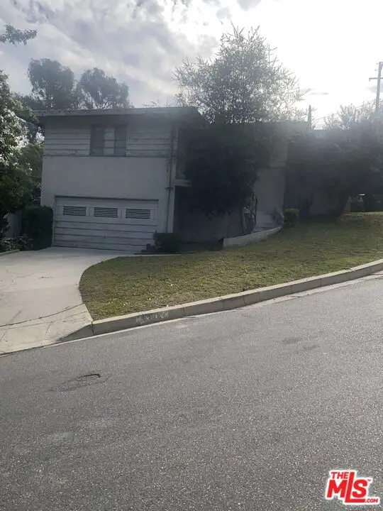 3348 Bennett Drive, Los Angeles, CA 90068 - #2