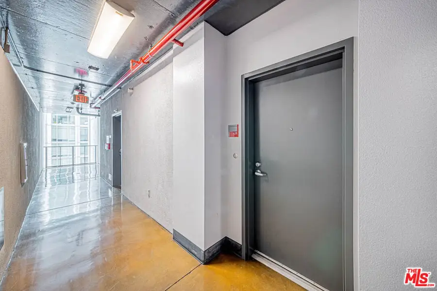 645 W 9th Street #628, Los Angeles, CA 90015 - #2