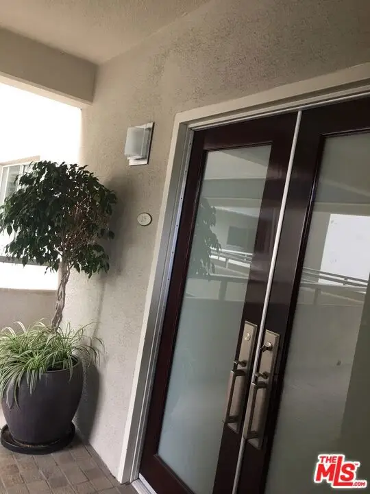 801 Ocean Avenue #205, Santa Monica, CA 90403 - #3