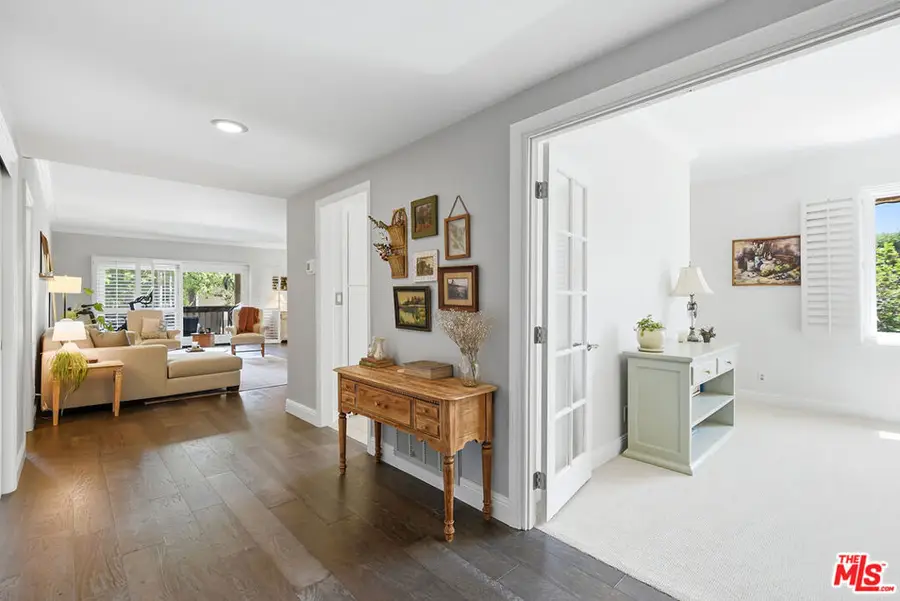 5625 Cambridge Way #204, Culver City, CA 90230 - #2