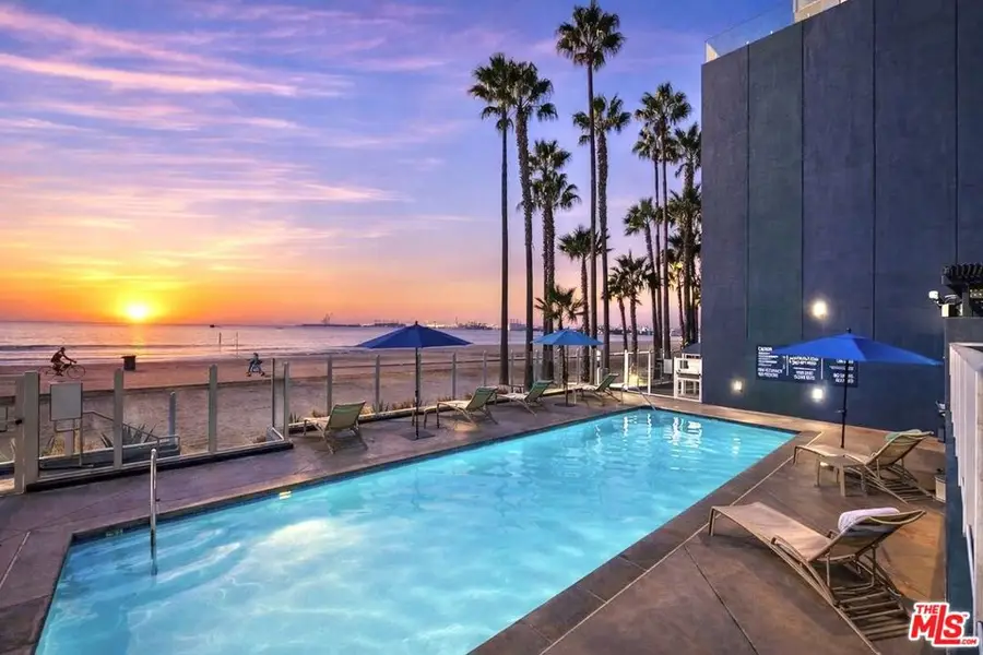 25 15th Place #101, Long Beach, CA 90802 - #3