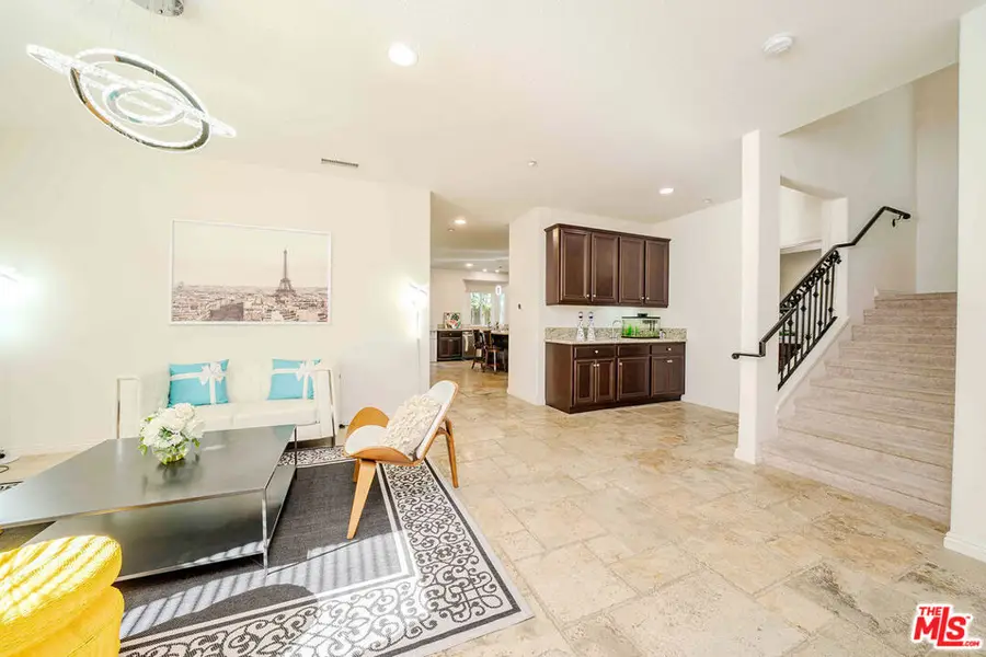 9849 Dreams Lane, San Fernando, CA 91345 - #3