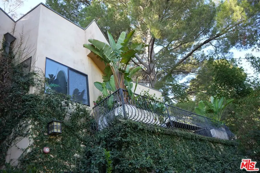 7028 Treasure Trail, Los Angeles, CA 90068 - #3